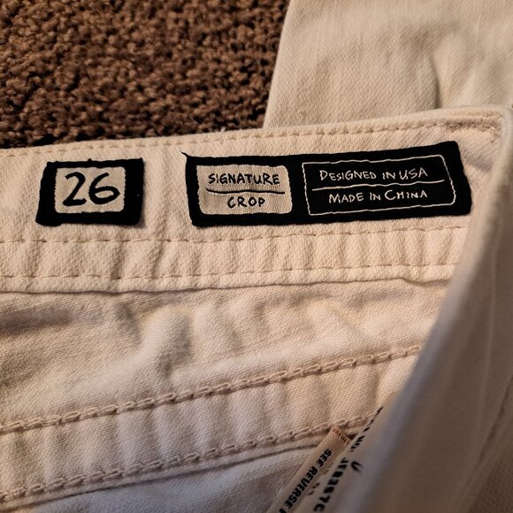 Miss Me Signature White Crop Jeans With Sequins,Leather&Rhinestone Flap Pockets - Picture 8 of 11